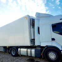 رنو پرمیوم عروسک با یخچال اشمیتز قیمت 75هزار دلار