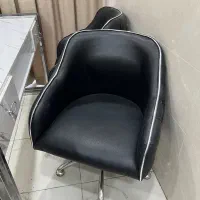 وسایل سالن زیبایی و ارایشگاه در شهرستان تفرش|آرایشگاه و سالن‌های زیبایی|اراک, |دیوار