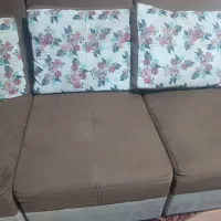 مبل ۱۰ نفره به همراه پاف وسط و ۴ عدد عسلی