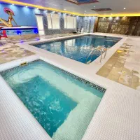 استخرداخل/جکوزی/فول گیم/نظافت هتلی