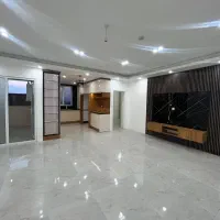 آپارتمان ۱۳۰ متری ۳ خوابه نوساز کلید نخورده