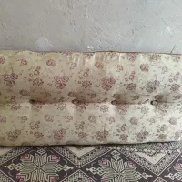 پشتی دو عدد