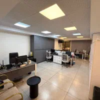 72متر سند اداری فول امکانات خیابان سرافراز