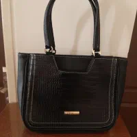 یک عدد کیف دستی بفروش میرسدنونو اصلا استفاده نشده|کیف، کفش، کمربند|تهران, ائمه اطهار|دیوار