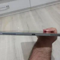 ایپد ایر|تبلت|رشت, باهنر|دیوار