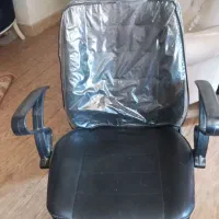 صندلی آرایشگاهی یا صندلی اصلاح|آرایشگاه و سالن‌های زیبایی|سنندج, |دیوار