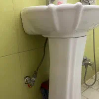 روشویی تمیز سالم