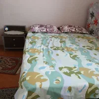 تخت خواب دونفره با عسلی و میزآرایش