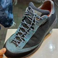 کفش کوهسار|کیف، کفش، کمربند|همدان, |دیوار