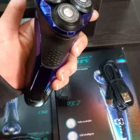 ماشین اصلاح صورت وی جی آر سه تیغه چرخشی شارژی ضدآب