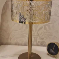 یک جفت آباژور مدرن