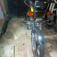 موتور پیشرو ۲۰۰ خشک