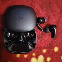 ایرپاد انکر لیبرتی 4 پرو. پرچم دار انکر