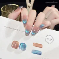 استخدام ناخن کار حرفه ای
