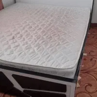 تخت خواب دو نفره