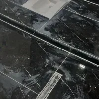 رفع نم ورطوبت سرویس‌های بهداشتی ساختمان