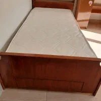 تخت و تشک رویال