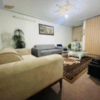 آپارتمان مبله پارکینگ دار مرکز شهر قیمت مناسب|اجارهٔ کوتاه‌مدت آپارتمان و سوئیت|شیراز, شهرک سراج‎|دیوار