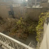 ۱۰۵ متر تک واحدی سالن پرده خور