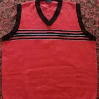 تعدادی لباس|لباس|لنگرود, |دیوار