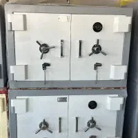 گاوصندوق طلا فروشی