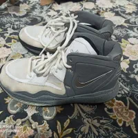 کفش والیبالی سایز 38|کیف، کفش، کمربند|یزد, |دیوار