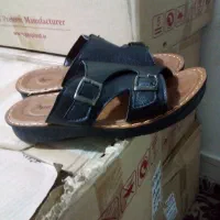 دمپایی مردانه به فرش میرسد