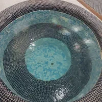 استخر آبگرم وجکوزی