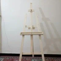 سه پایه نقاشی محکم
