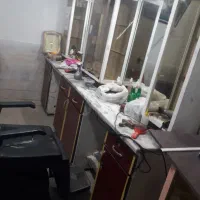 میزآرایشگری مردانه