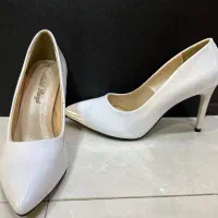 کفش زنانه سایز ۴۰ تکی|کیف، کفش، کمربند|کیش, |دیوار