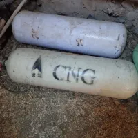 دوعدد کبسول سی ان جی با پایه.|قطعات یدکی و لوازم جانبی|فردوس (خراسان), |دیوار