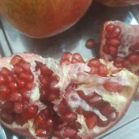 انارشیرین بزرگ اب دار|خوردنی و آشامیدنی|مزرعه کتول, |دیوار