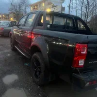 کی ام سی t8 مدل ۴۰۲.معاوضه با ۲۰۷ مابقی.