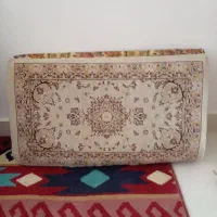 یک جفت پشتی کرمی