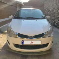 «ام‌وی‌ام ۳۱۵ سفید »