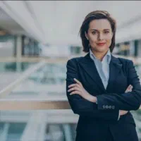مدیر فروش یا مدیر داخلی برای مجموعه غذایی
