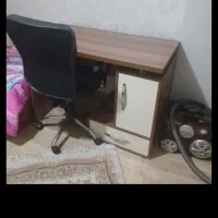،میز کامپیوتر و صندلی چرخ دار