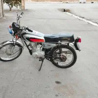 موتور مزایده نقره ای بسیار سالم تمیر