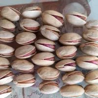 پسته احمد آقایی