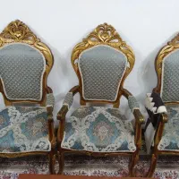 مبلمان سلطنتی ۹ نفره همراه میزز جلو مبلی و ۴ عسلی|مبلمان خانگی و میز عسلی|رشت, جانبازان|دیوار