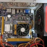 کامپیوتر کیس به همراه موس، کیبورد ، Ssd|رایانه رومیزی|رشت, منظریه|دیوار