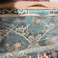 پشتی در حد نو خوش رنک زیبا|پشتی|خرمآباد, |دیوار