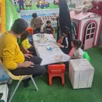 گل نرگس جایزه میده