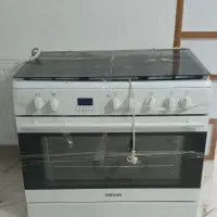 اجاق گاز پنج شعله فر در حد نو