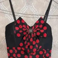 لباس مجلسی|لباس|قدس, شهرقدس|دیوار