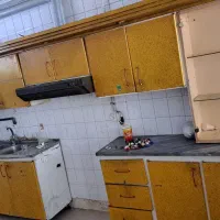 کابینت فلزی با هود و ویترین