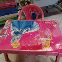 میز و صندلی تحریر|اسباب و اثاث بچه|مشهد, مصلی (کارمندان اول)|دیوار