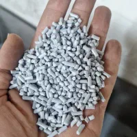 استخدام کارگر کارگاه گرانول