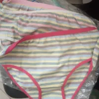 شورت و جوراب